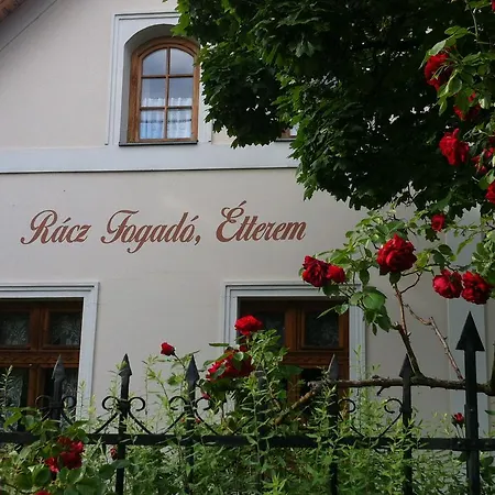 Racz Fogado Guest house *
